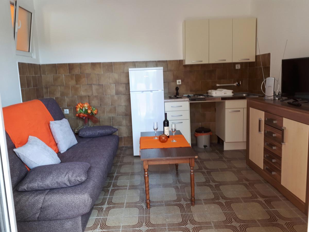 Apartments Vitic 수토모레 외부 사진